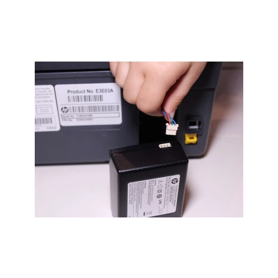 DODATKOWY KRÓTKI KABEL ZASILANIA DO ZASILACZY OZNACZONYCH NUMERAMI A9T80-60008 , F5S43-60002 , CQ191-60017 - DWA BIAŁE WTYKI